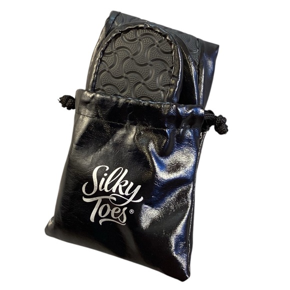 Silky Toes Black Foldable Flat Ballet Shoes Portable Travel Size Fits 7.5-8 - Picture 1 of 5
